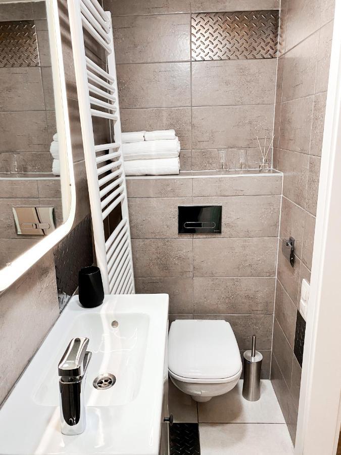 Apartment In The Middle Of Christmas Market Budapest Extérieur photo