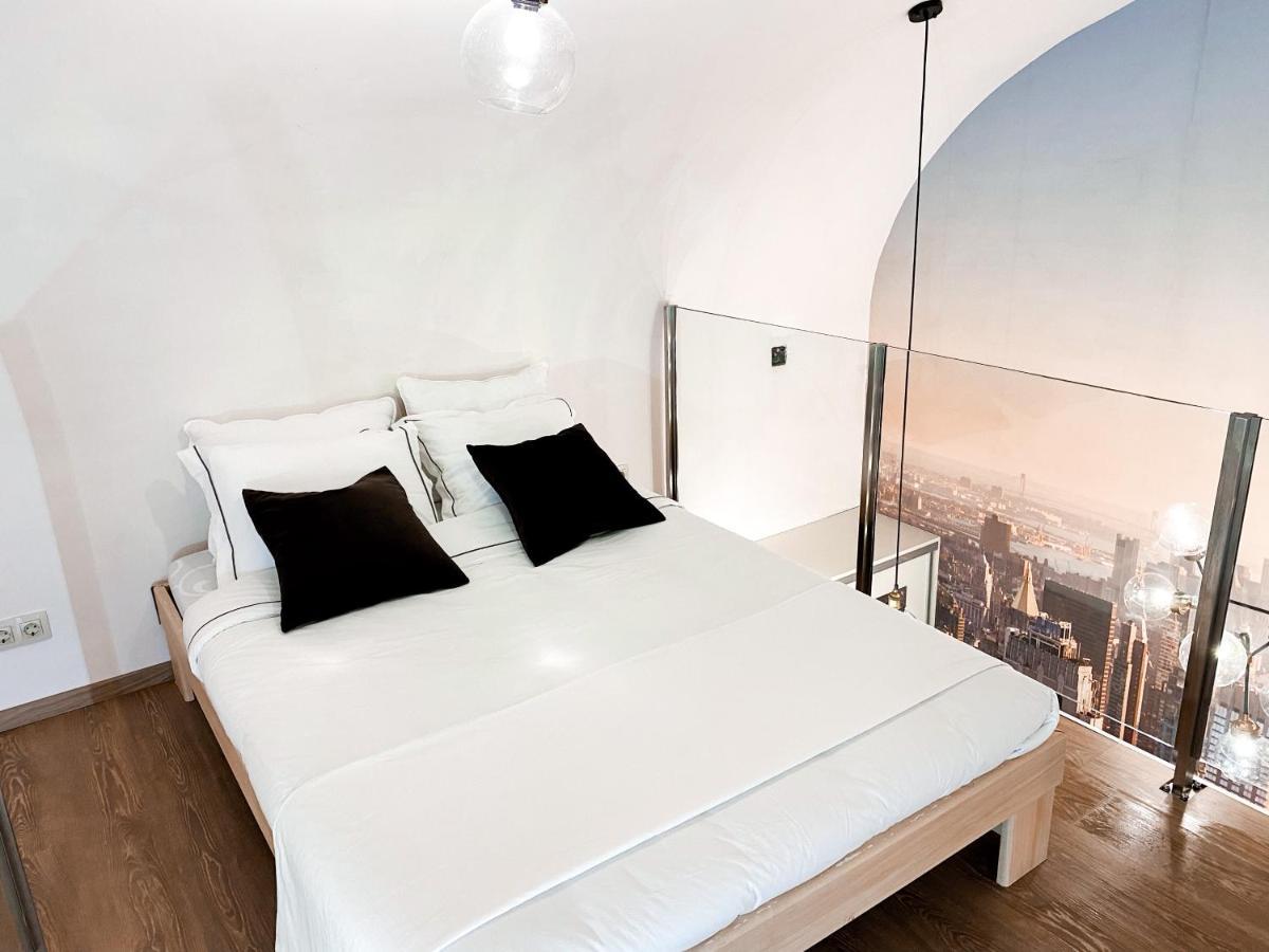Apartment In The Middle Of Christmas Market Budapest Extérieur photo